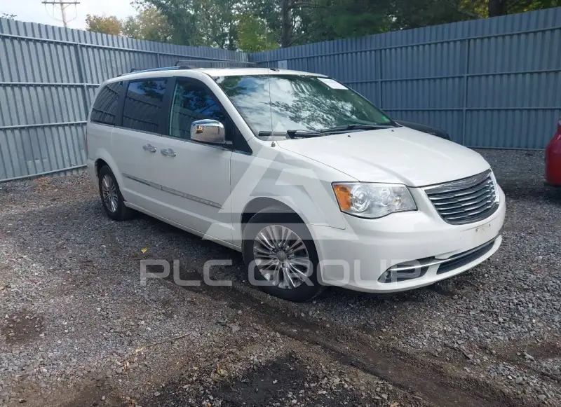 2011 Chrysler TOWN & COUNTRY фото