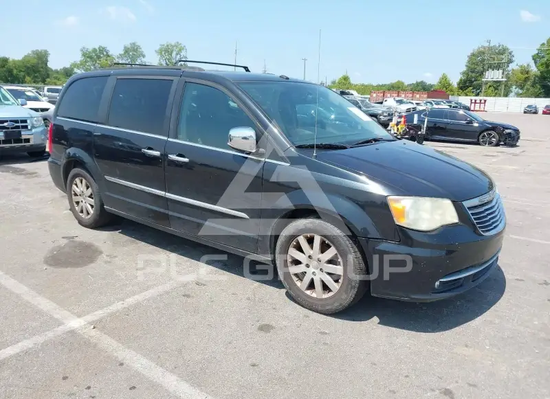 2011 Chrysler TOWN & COUNTRY фото