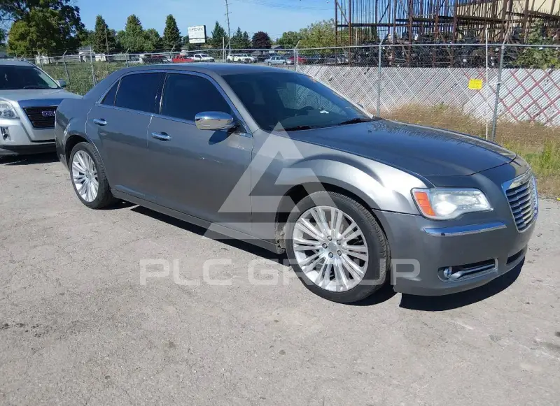 2011 Chrysler 300 фото