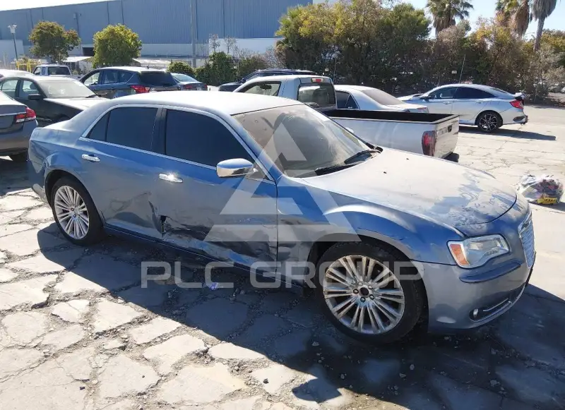 2011 Chrysler 300 photo
