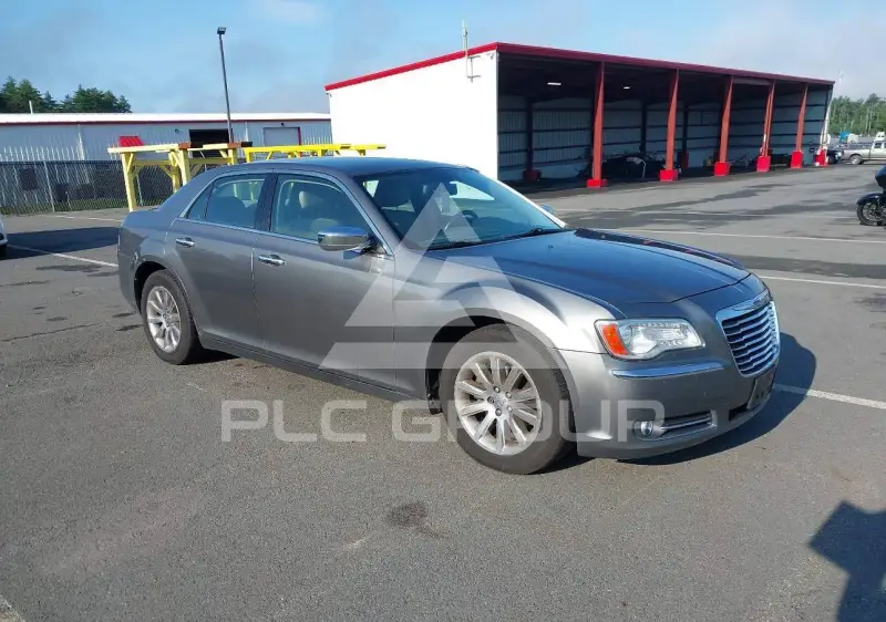 2011 Chrysler 300 photo