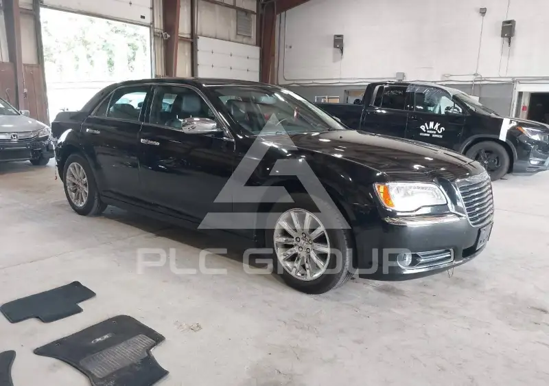 2011 Chrysler 300 фото
