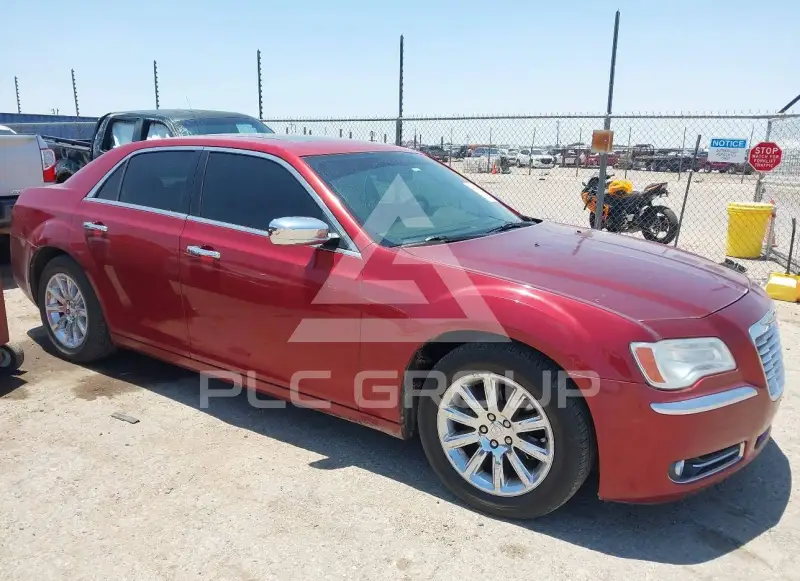 2011 Chrysler 300 photo