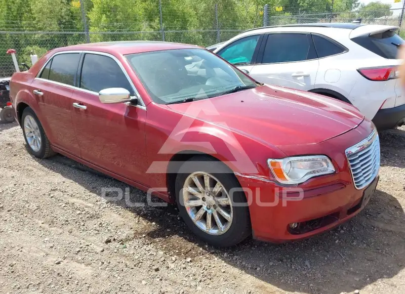 2011 Chrysler 300 фото