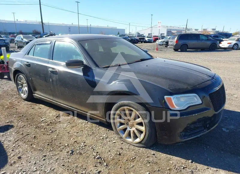 2011 Chrysler 300 photo