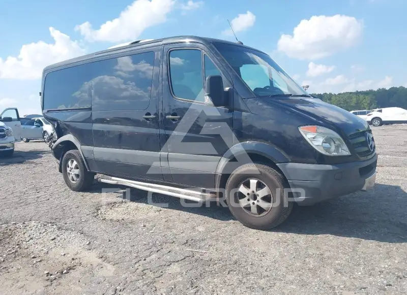 2011 Mercedes Benz Sprinter photo