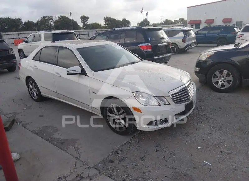 2011 Mercedes Benz E 350 photo