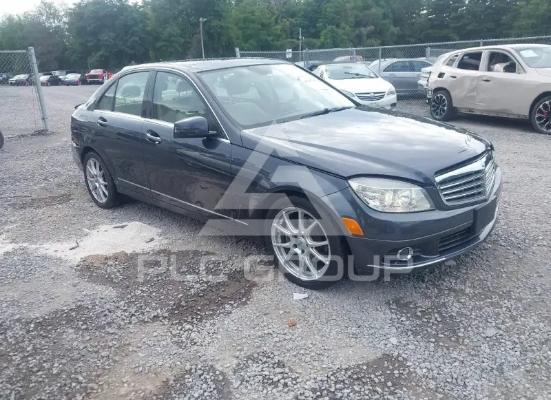 2011 Mercedes Benz C 300 photo