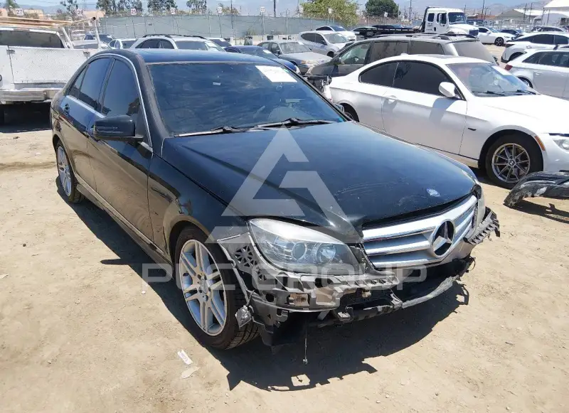 2011 Mercedes Benz C 300 фото