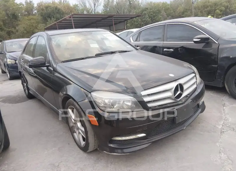 2011 Mercedes Benz C 300 photo