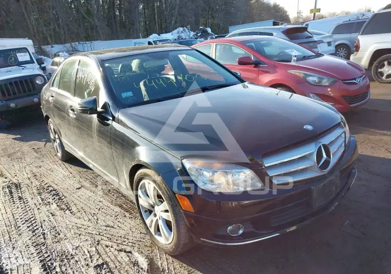 2011 Mercedes Benz C 300 фото