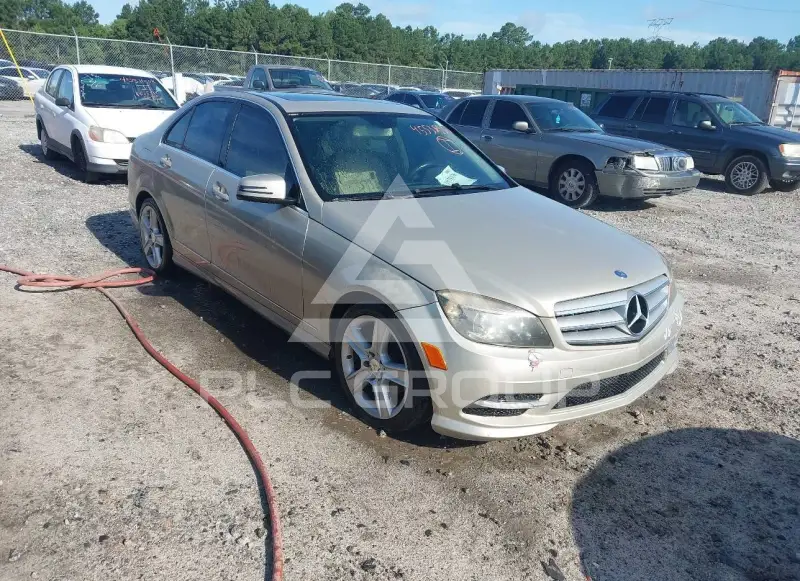 2011 Mercedes Benz C 300 фото