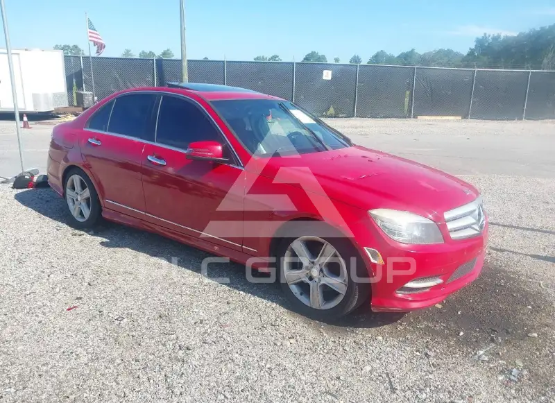 2011 Mercedes Benz C 300 фото