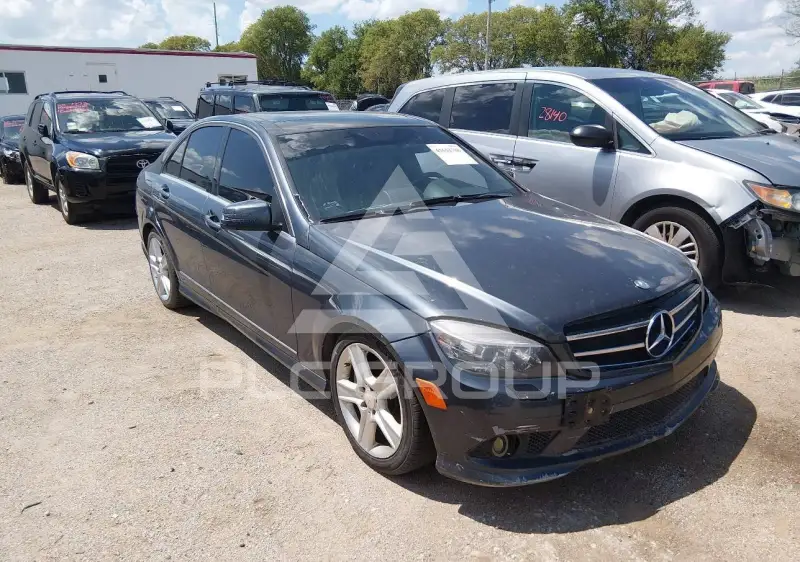 2011 Mercedes Benz C 300 фото