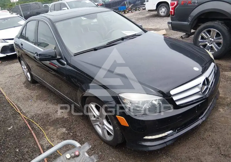 2011 Mercedes Benz C 300 photo