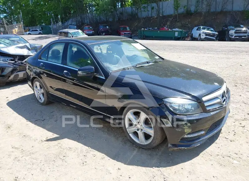 2011 Mercedes Benz C 300 фото