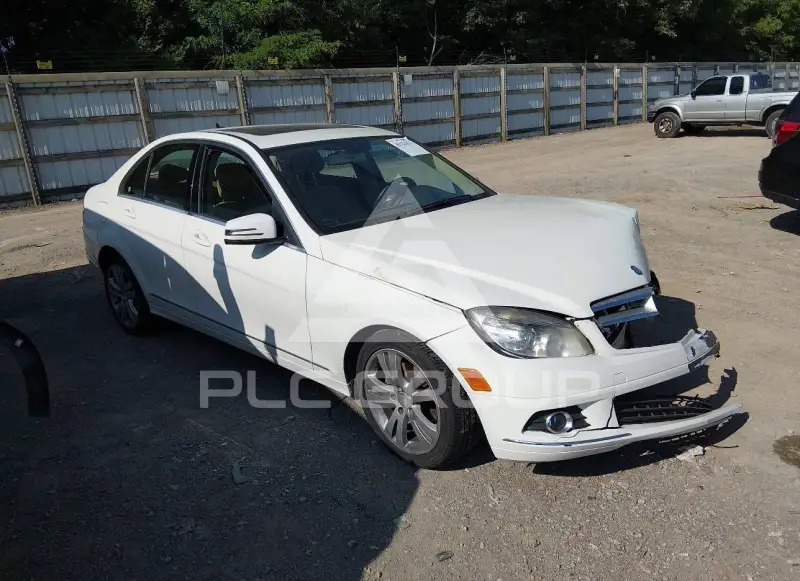 2011 Mercedes Benz C 300 фото