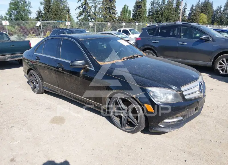 2011 Mercedes Benz C 300 фото
