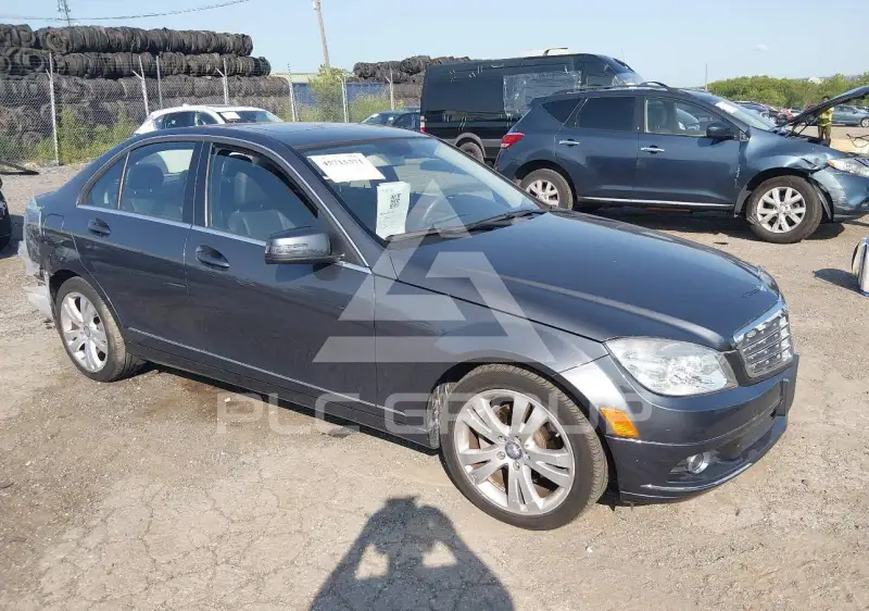 2011 Mercedes Benz C 300 фото