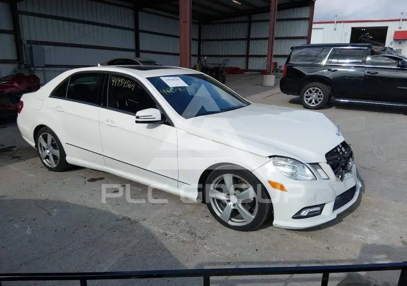 2011 Mercedes Benz E 350 фото
