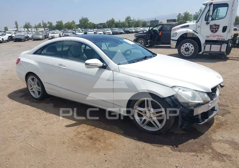 2011 Mercedes Benz E 350 фото