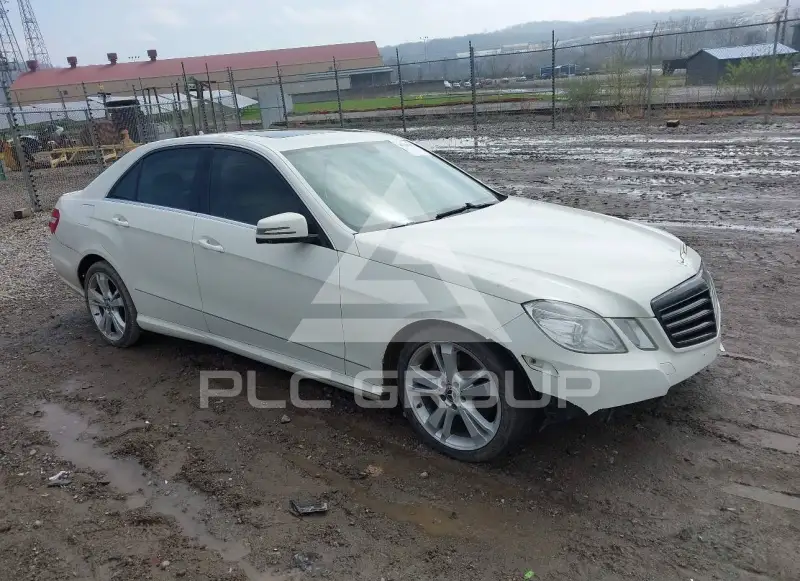 2011 Mercedes Benz E 350 фото