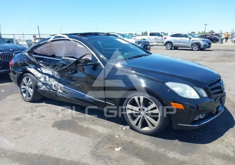 2011 Mercedes Benz E 350 фото