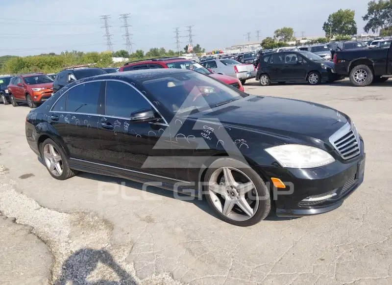 2011 Mercedes Benz S 550 фото