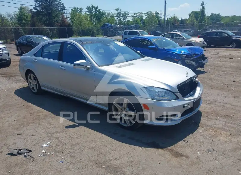 2011 Mercedes Benz S 550 фото