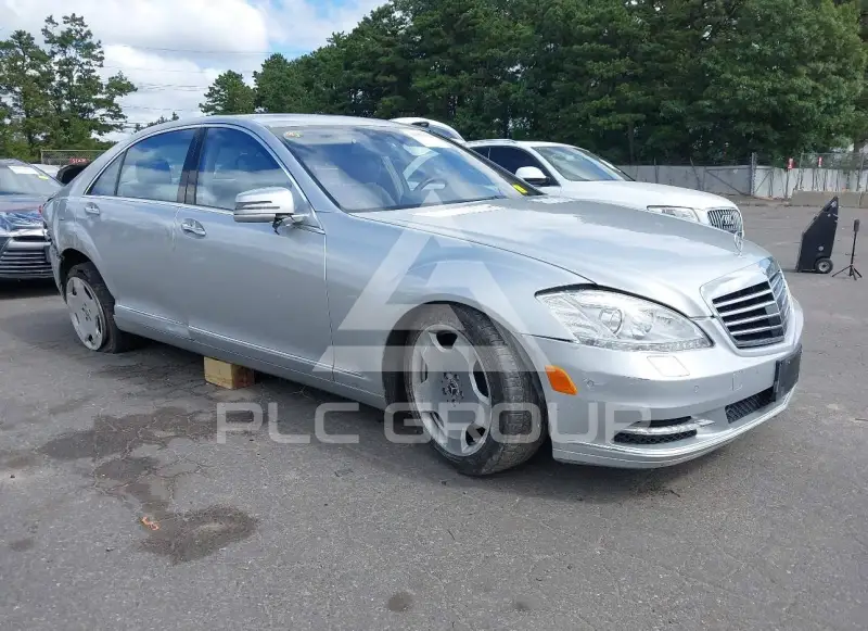 2011 Mercedes Benz S 550 фото
