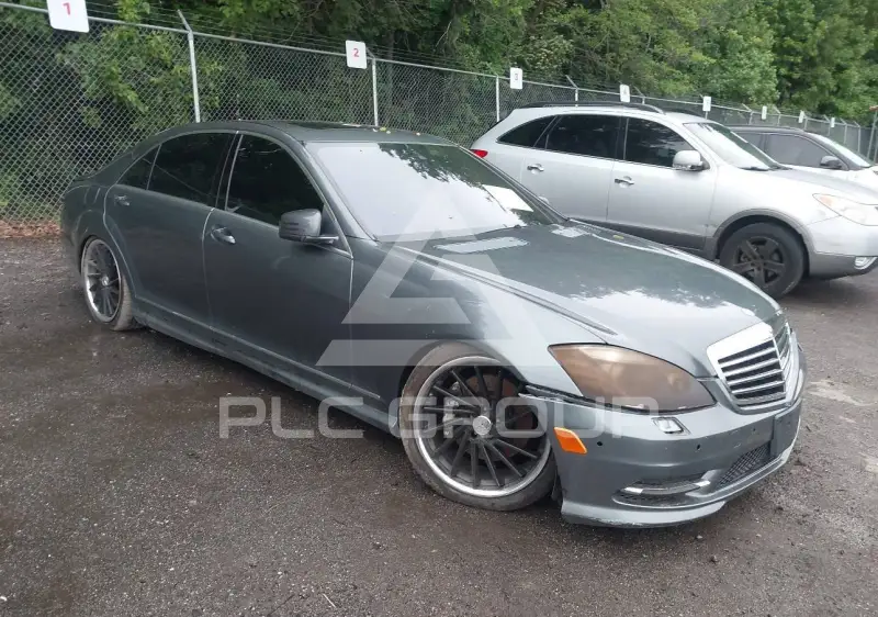 2011 Mercedes Benz S 550 фото