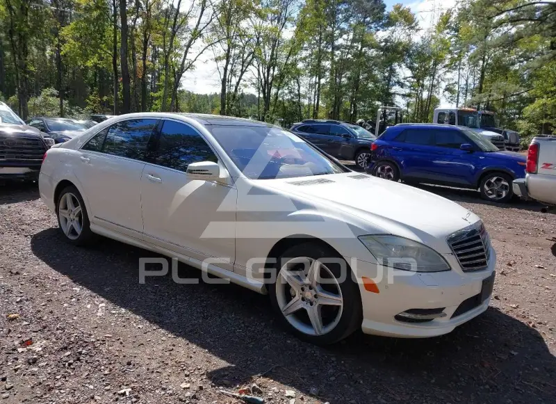 2011 Mercedes Benz S 550 фото