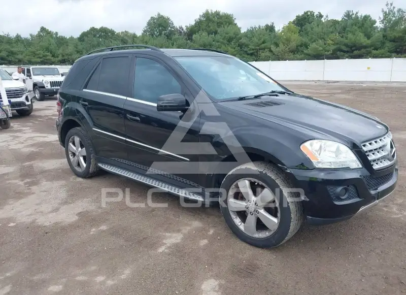 2011 Mercedes Benz ML 350 photo