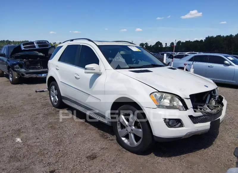 2011 Mercedes Benz ML 350 photo