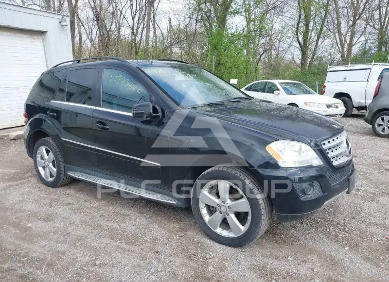 2011 Mercedes Benz ML 350 фото