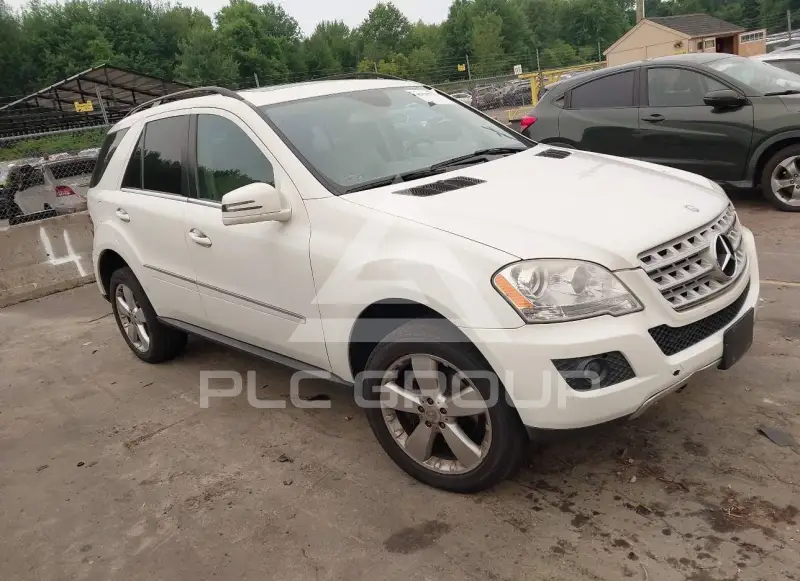 2011 Mercedes Benz ML 350 фото