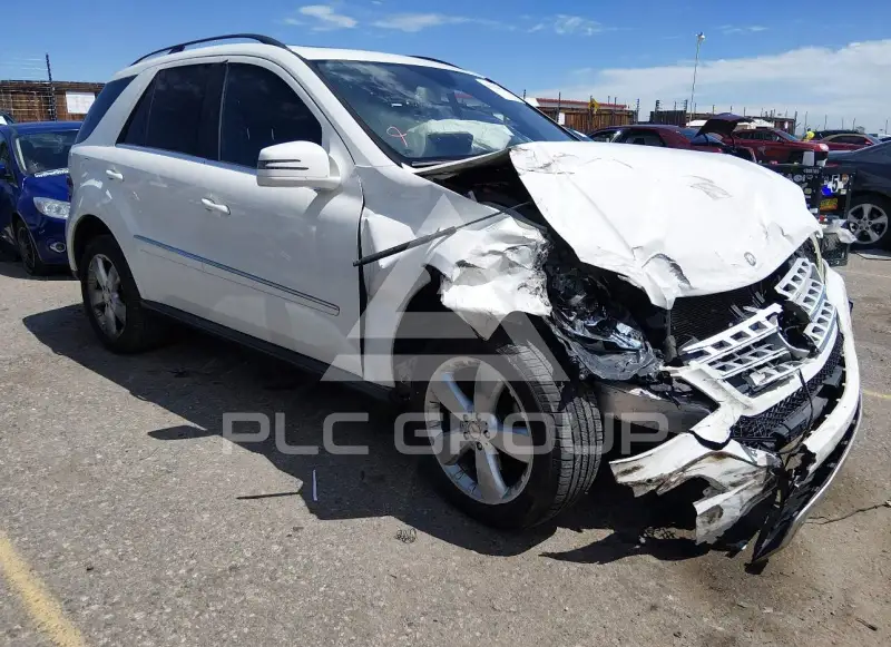 2011 Mercedes Benz ML 350 photo