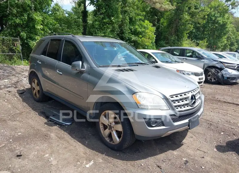 2011 Mercedes Benz ML 350 фото