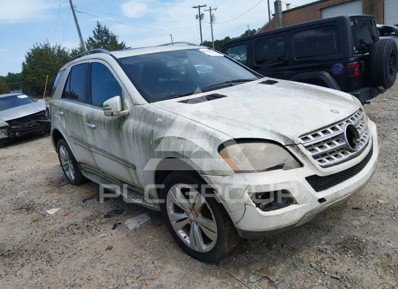 2011 Mercedes Benz ML 350 фото
