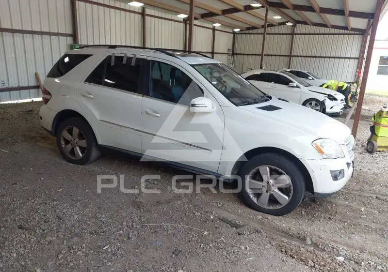 2011 Mercedes Benz ML 350 фото