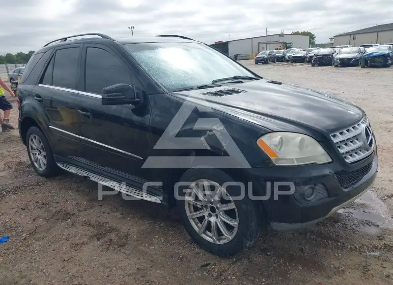 2011 Mercedes Benz ML 350 фото