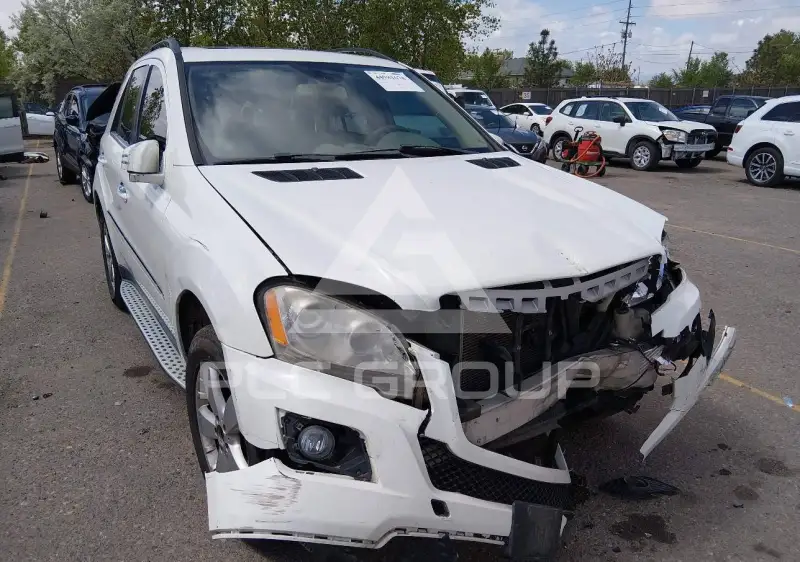2011 Mercedes Benz ML 350 фото