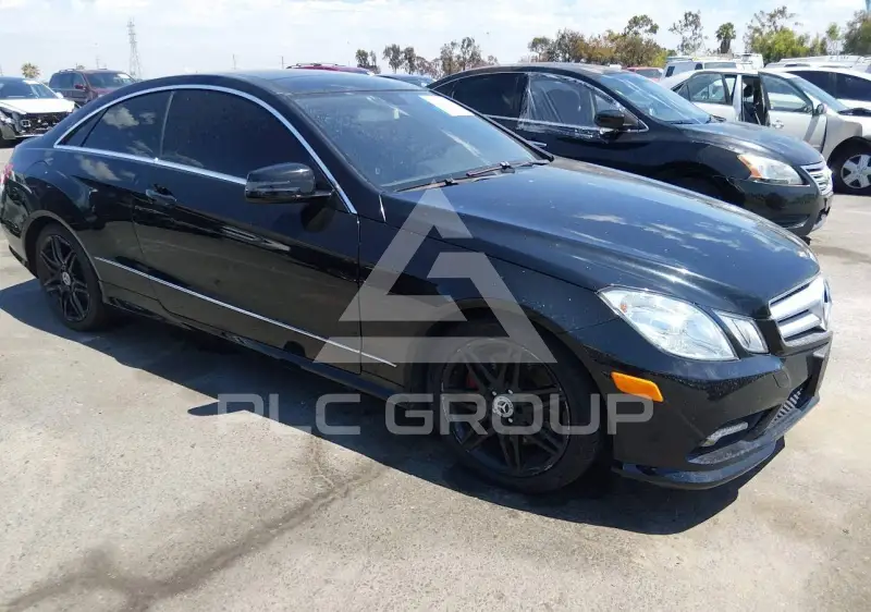 2011 Mercedes Benz E 550 фото