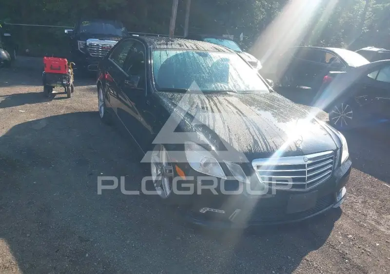 2011 Mercedes Benz E 550 photo