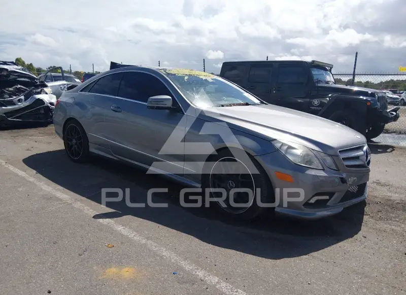 2011 Mercedes Benz E 550 photo