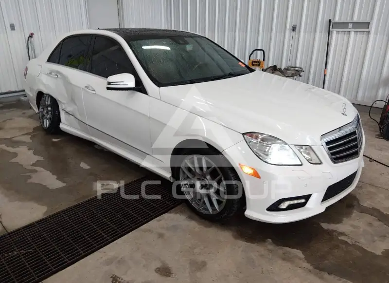 2011 Mercedes Benz E 550 photo