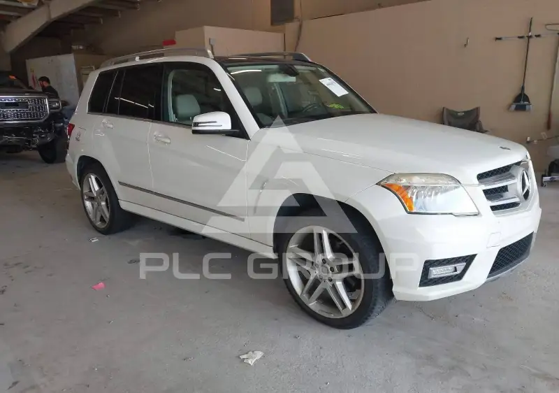 2011 Mercedes Benz GLK 350 photo