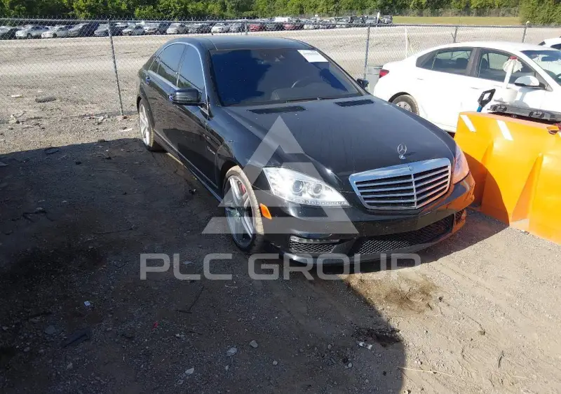 2011 Mercedes Benz S 63 photo