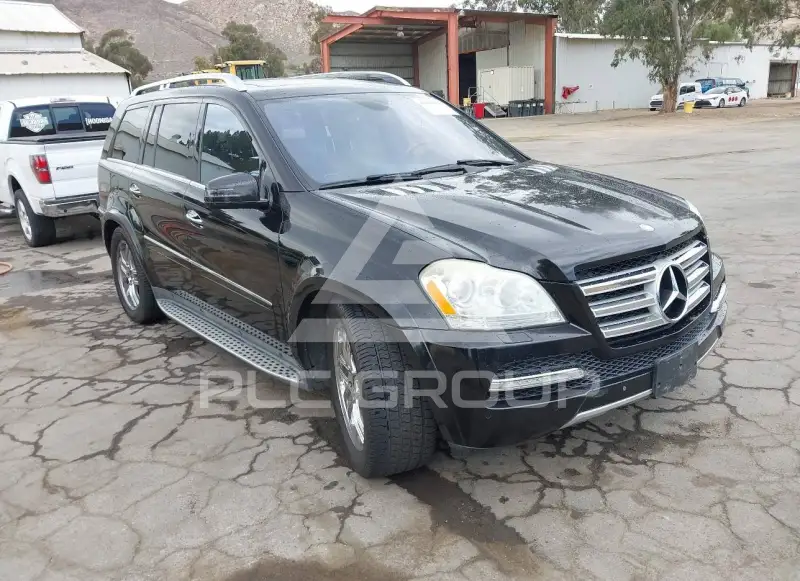 2011 Mercedes Benz GL 550 фото