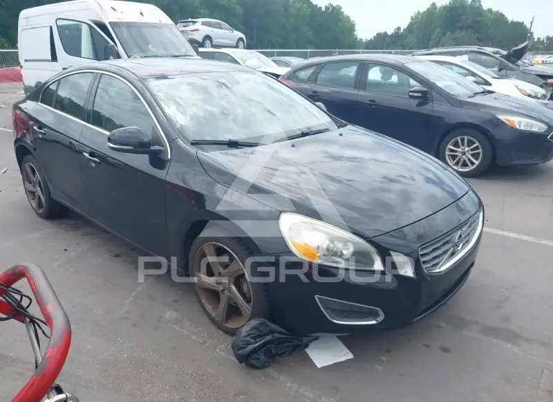 2011 Volvo S60 фото